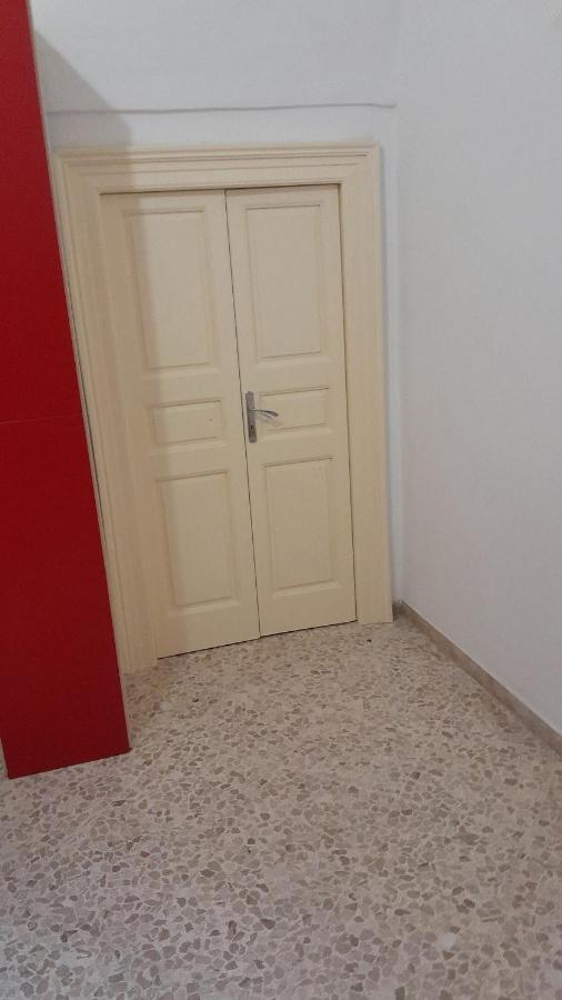 Roslivia Apartment *